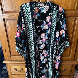 Duster type overwear. Lightweight